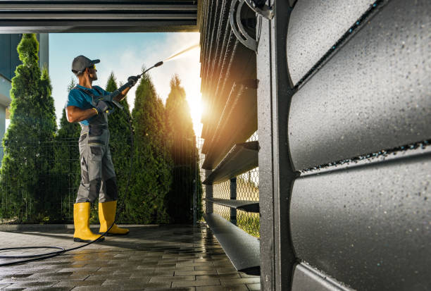 Post-Construction Pressure Washing in Republic, WA